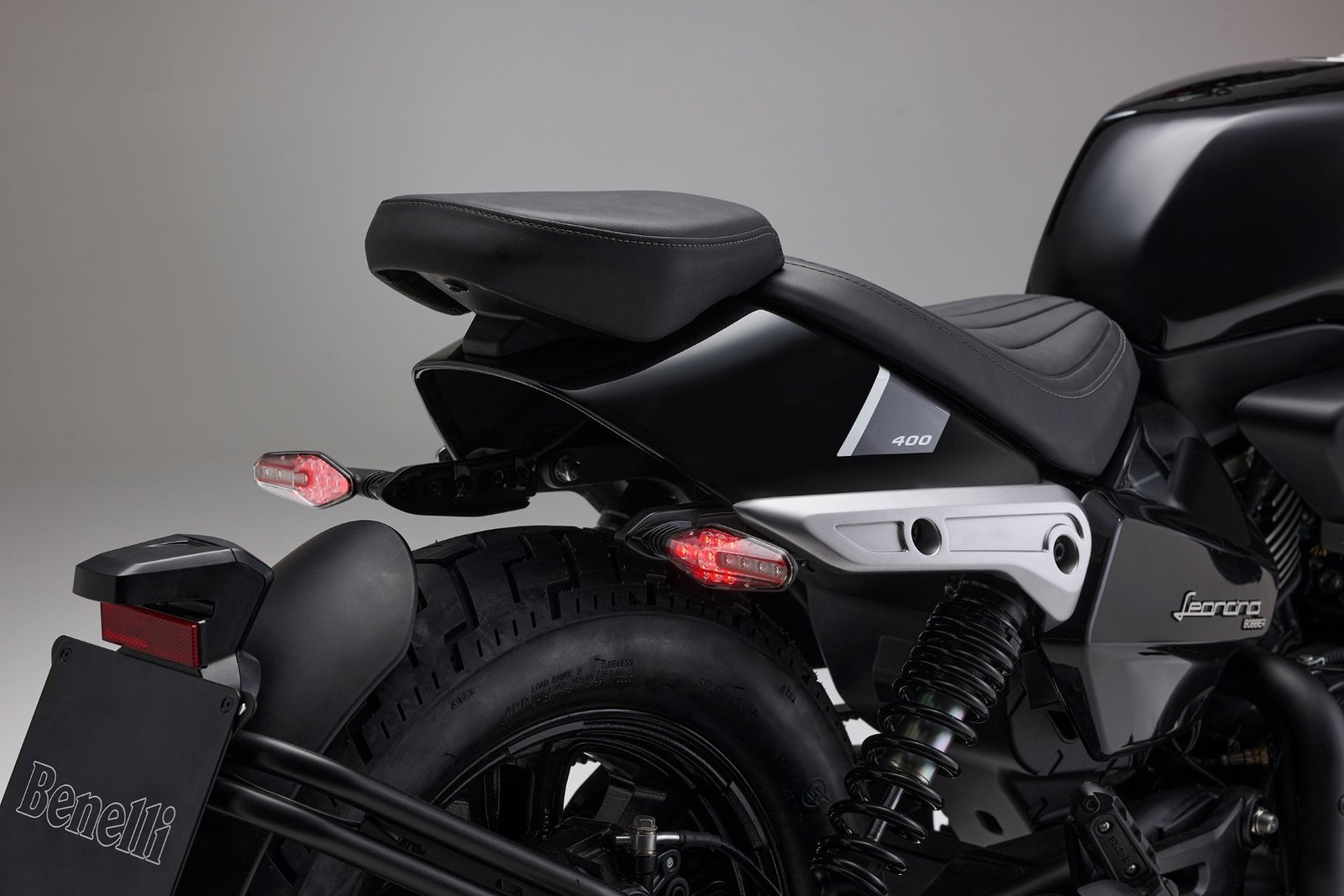 LEONCINO BOBBER 400 - Design & Style